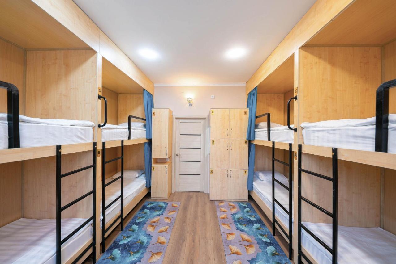 Kaganat Hostel Bishkek Ngoại thất bức ảnh