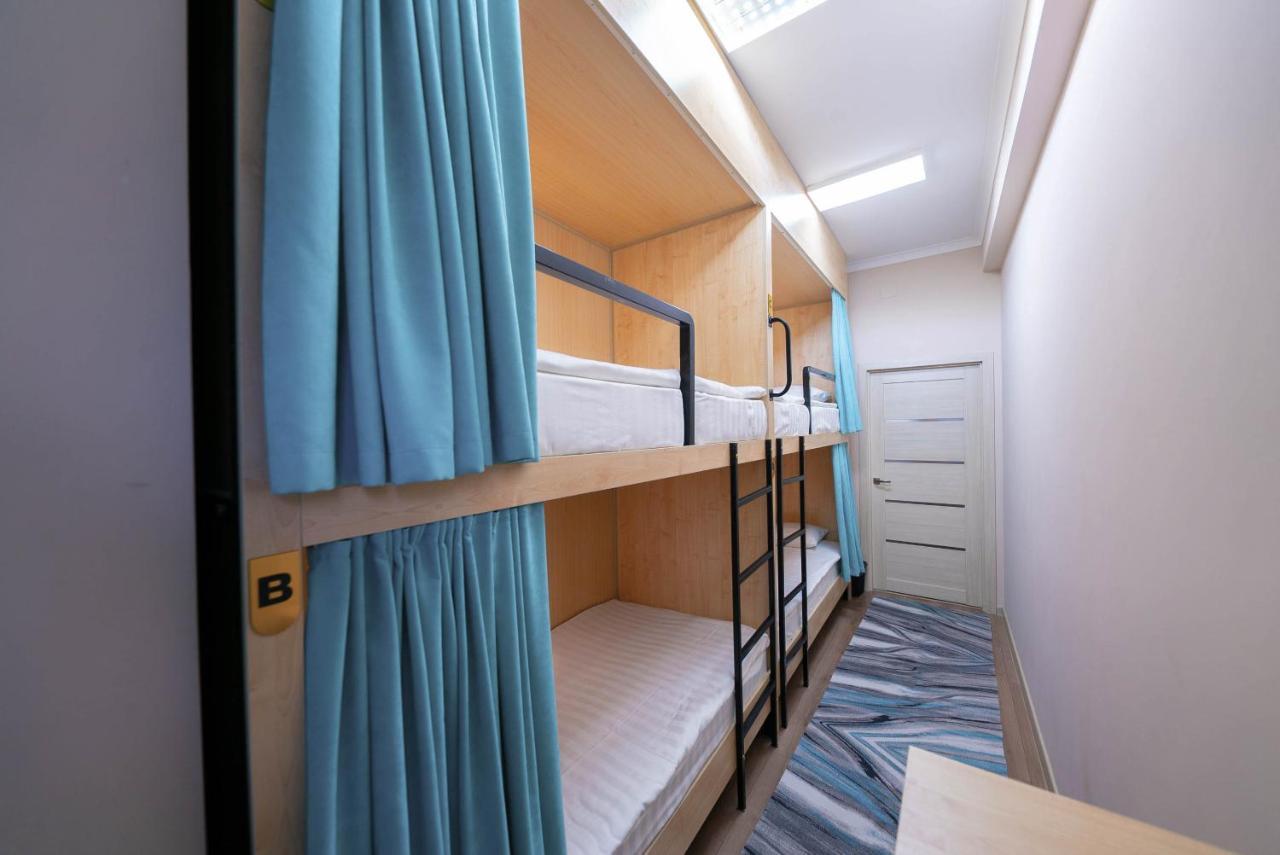 Kaganat Hostel Bishkek Ngoại thất bức ảnh