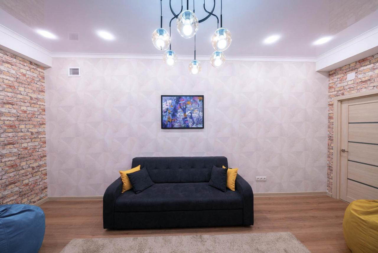Kaganat Hostel Bishkek Ngoại thất bức ảnh