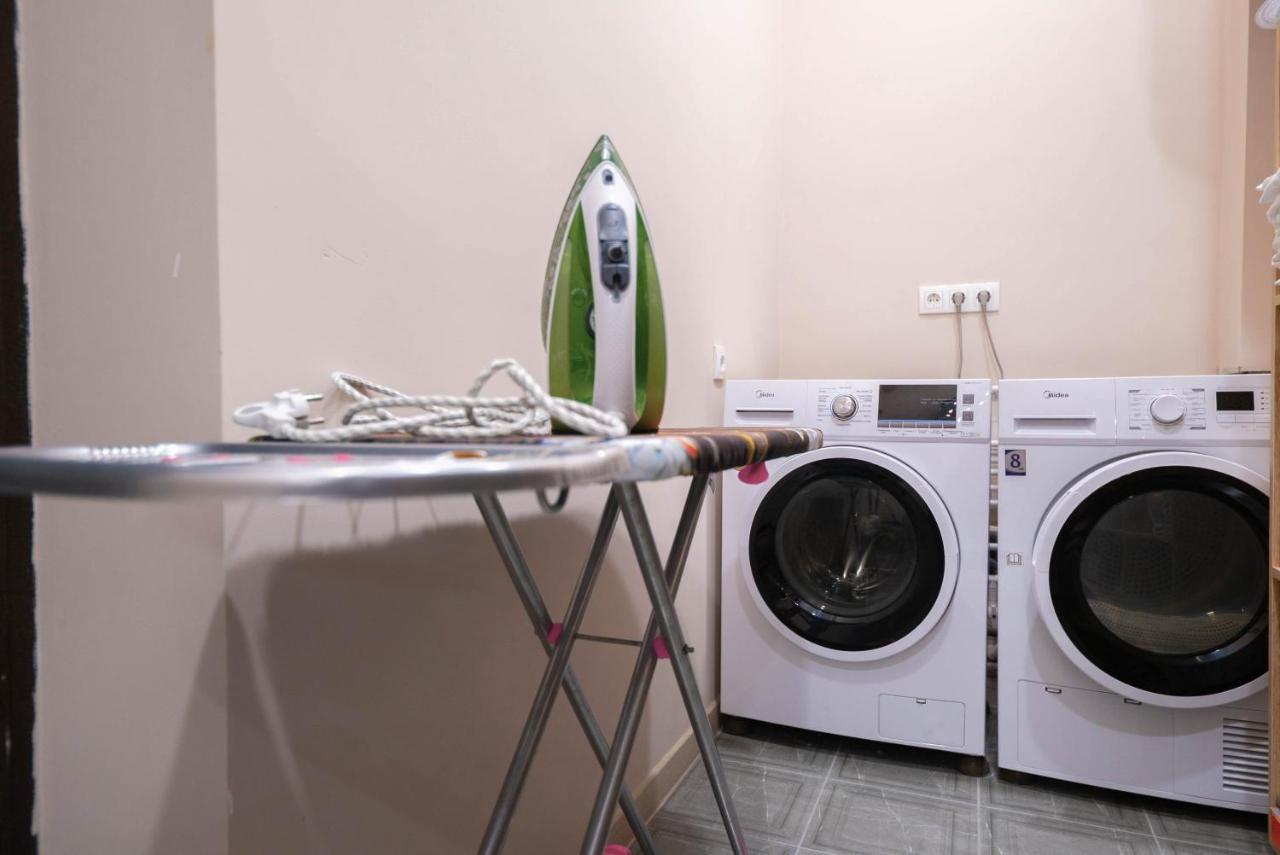 Kaganat Hostel Bishkek Ngoại thất bức ảnh
