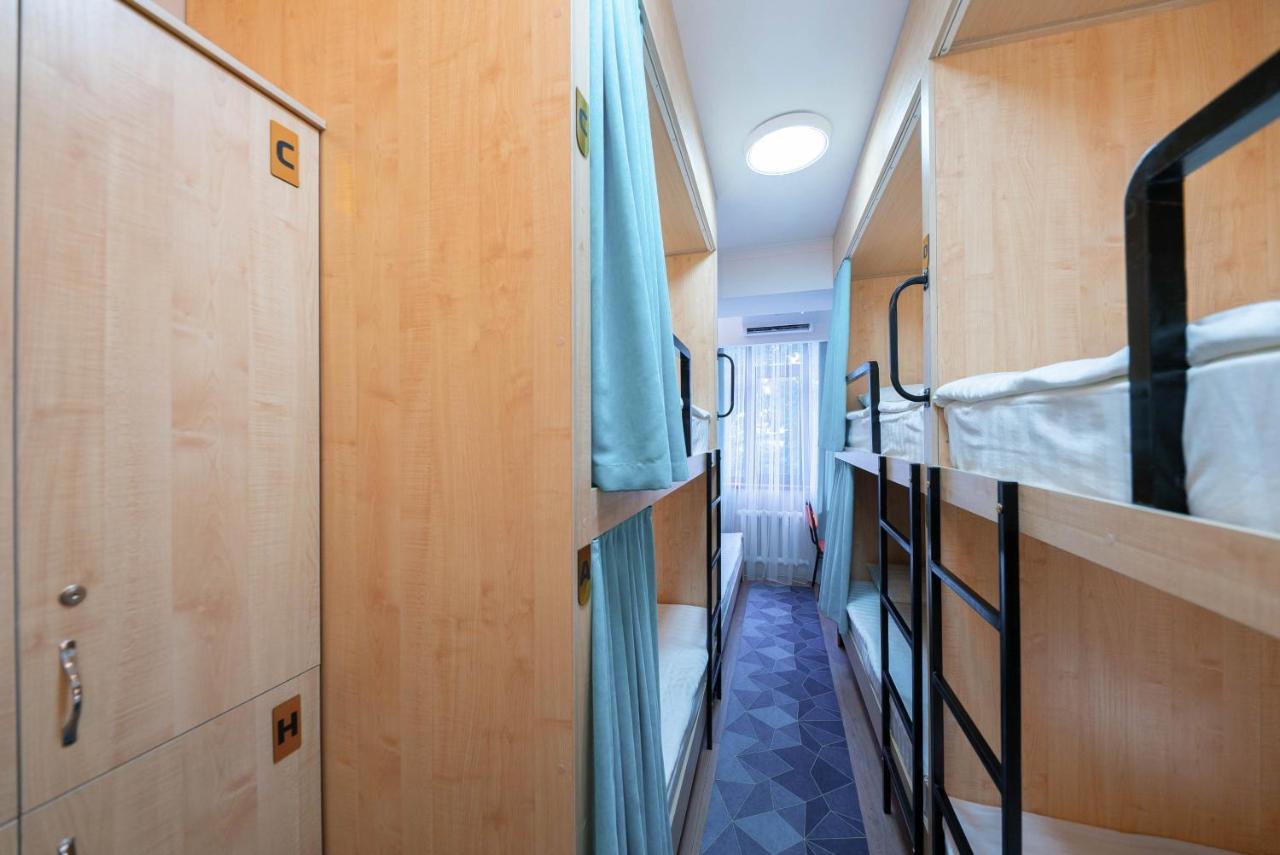 Kaganat Hostel Bishkek Ngoại thất bức ảnh