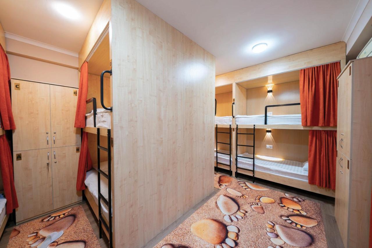 Kaganat Hostel Bishkek Ngoại thất bức ảnh
